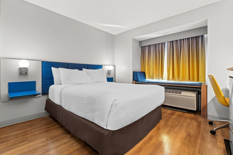 Bedroom 3, Microtel Inn & Suites by Wyndham Salisbury, Wicomico
