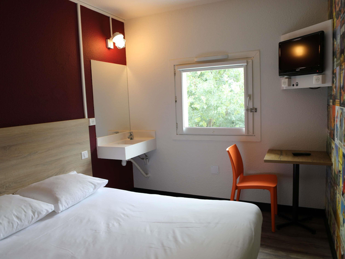 Bedroom 3, hotelF1 Orange Centre Échangeur A7 A9, Vaucluse