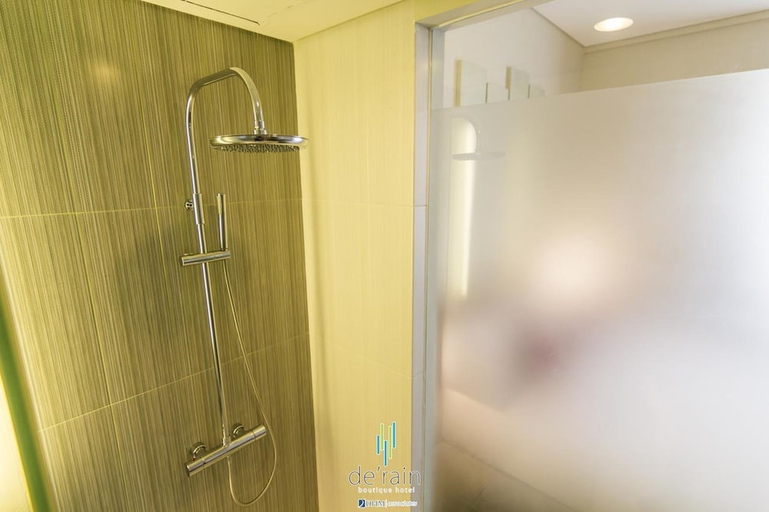 bathroom 15