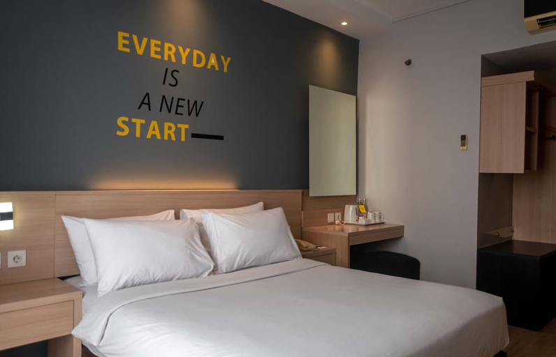 bedroom 35