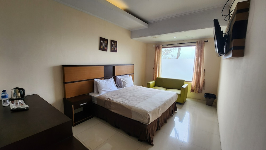 bedroom 11