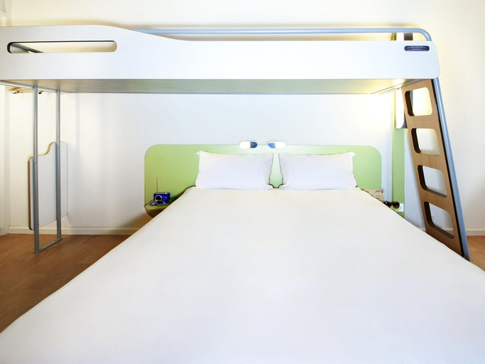 Bedroom 4, ibis budget Orgeval, Yvelines