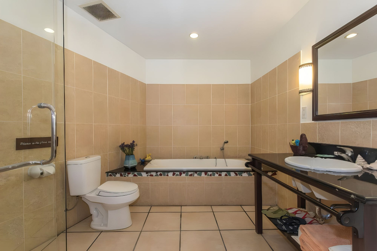 Bathroom 5, Grace Boutique Resort, Phan Thiết