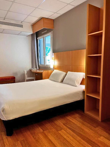 Bedroom 4, ibis Vitré Centre, Ille-et-Vilaine
