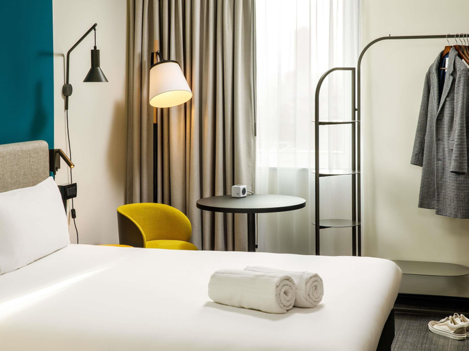 Bedroom 3, ibis London Blackfriars, London