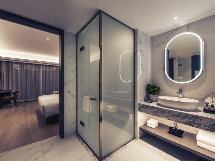 Bathroom 4, Mercure Shanghai NECC, Shanghai