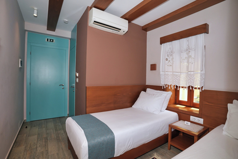 Bedroom 2, Hotel Palorto, Gjirokastrës