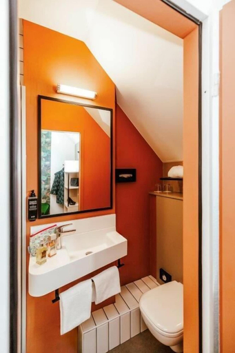 Bathroom 4, ibis Styles Luxembourg Centre Gare, Luxembourg