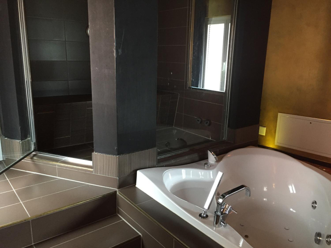 Others 2, Le Suites al Lago, Lugano