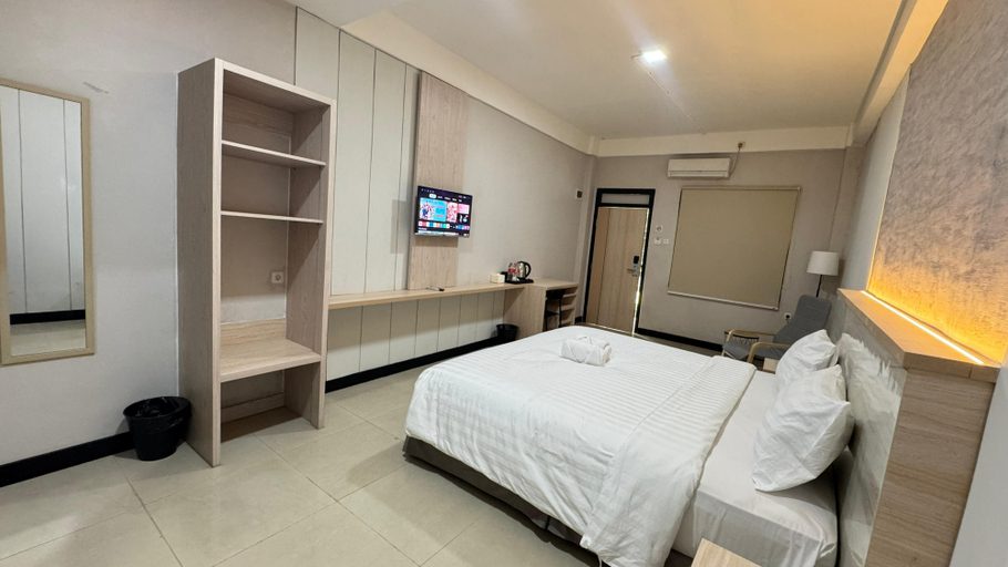 Bedroom 4, IZI Xpress Hotel, Bogor