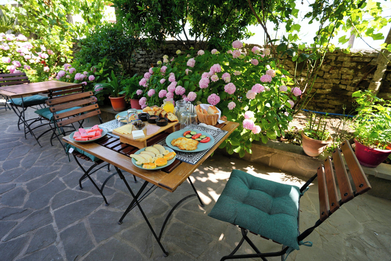 Others 4, Hotel Palorto, Gjirokastrës