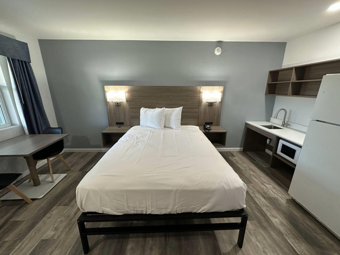 Bedroom 3, Suburban Studios Newport News – Hampton, Newport News