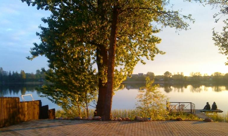 Others 5, Ezerkiemis, Trakų