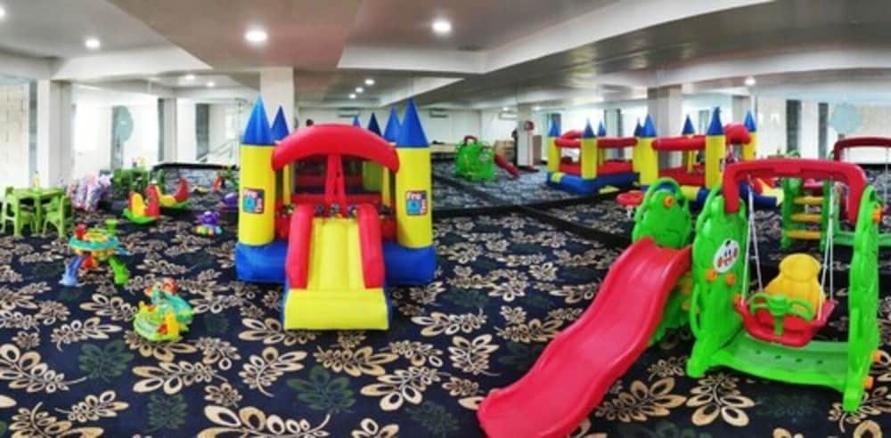 Childrens Play Area - Indoor