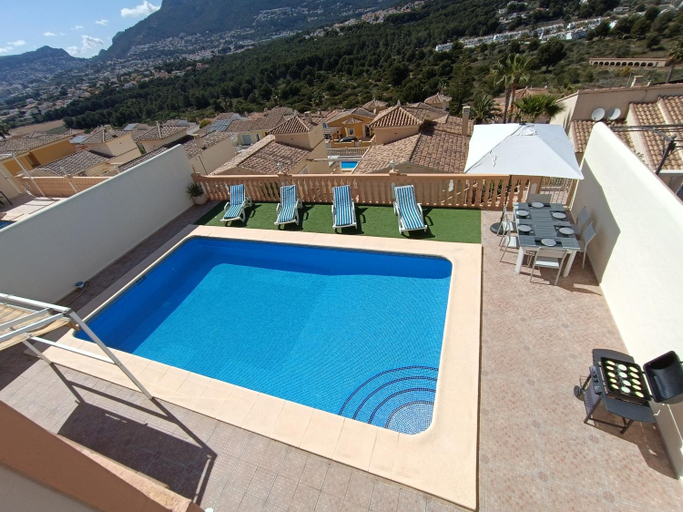 Others 2, Villa Noemi, con piscina privada, Alicante