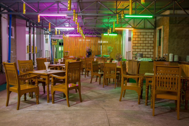 Food & Drinks 5, Ten Mile Hotel, Yangon