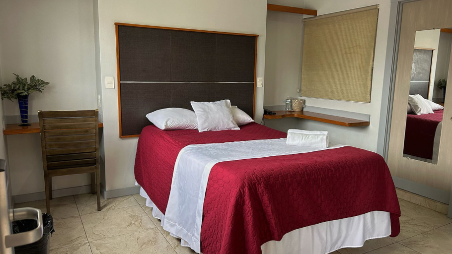 Bedroom 3, Hotel Santa Fe, Juárez