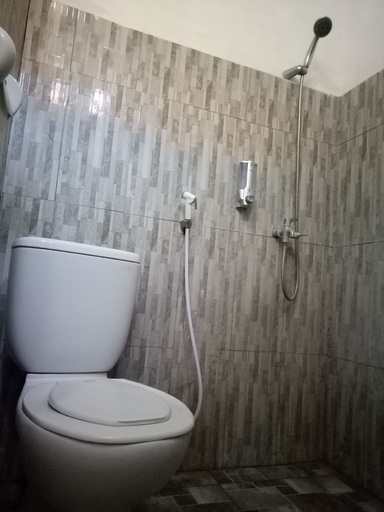Bathroom 3, Sari Laut, Lombok