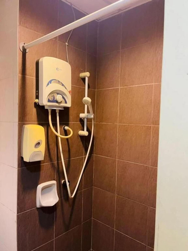 Bathroom 3, Hotel Sayang, Kulaijaya