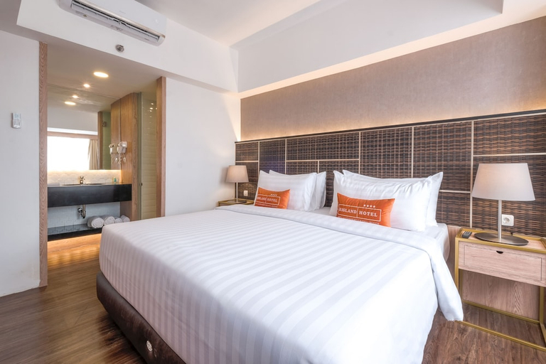 bedroom 24