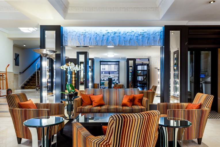Food & Drinks 5, Nell Gwynn House Apartments, London