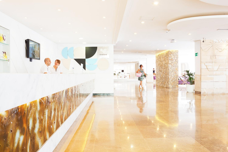 Public Area, Sunprime Waterfront, Baleares
