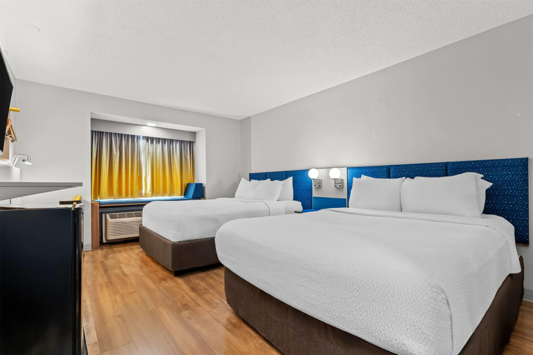 Bedroom 3, Microtel Inn & Suites by Wyndham Salisbury, Wicomico