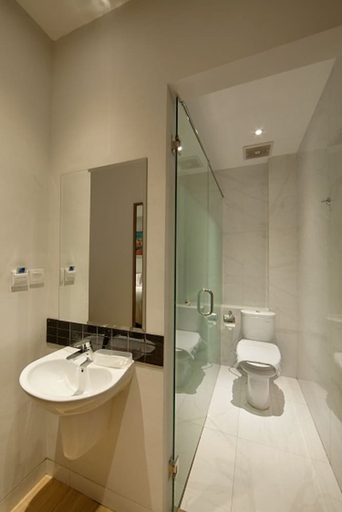 Bathroom 3, ザ レギア ダゴ, Bandung