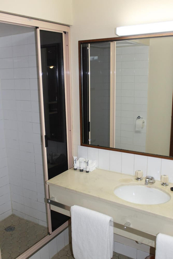 Bathroom 4, Mid City Ballarat, Ballarat  - Central