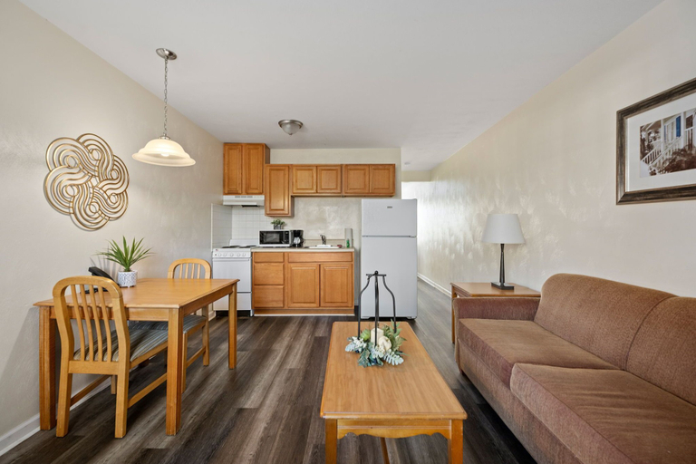 Others 4, Affordable Suites Charlottesville, Charlottesville