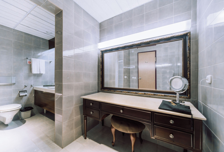 Bathroom 4, Chinggis Khaan Hotel, Ulan Bator