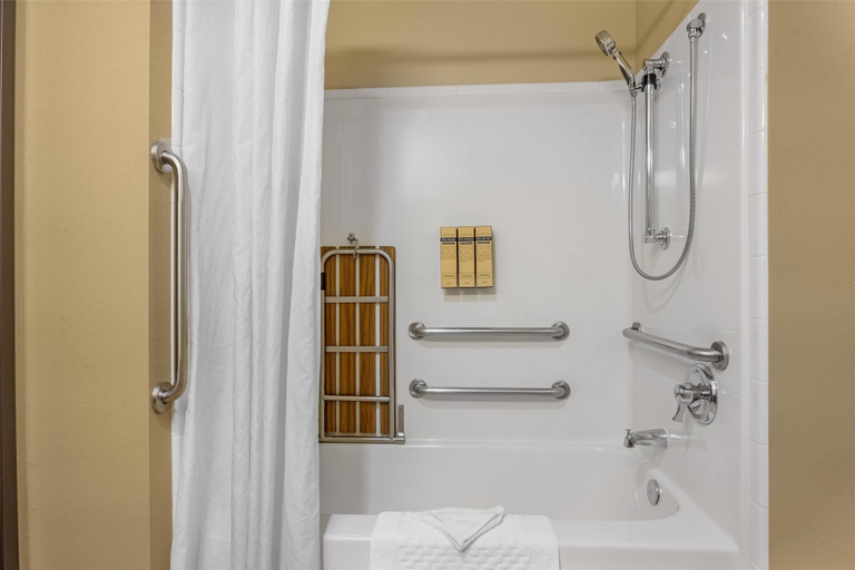 Bathroom 4, Best Western Plus Prairie Inn, Linn