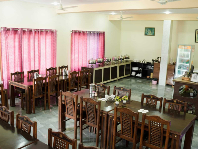 Food & Drinks 4, Damyanti Hotel And Resort, Nainital