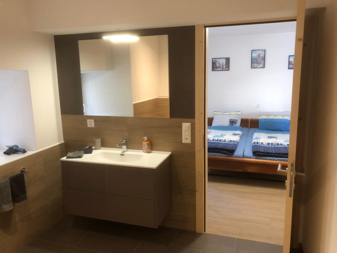 Others 3, B&B Alpina, Bernina