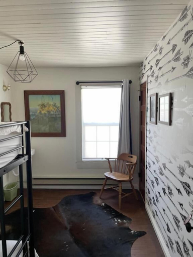 Others 5, The Bodie Hotel, Mono