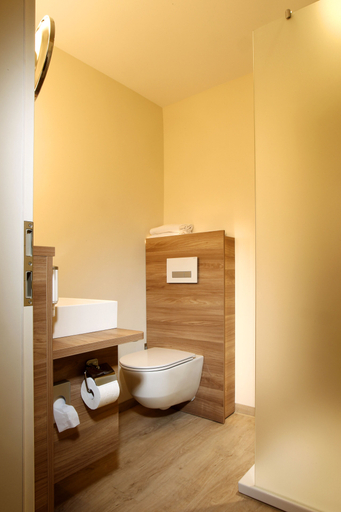 Bathroom 3, Hotel Königshof am Funkturm Business, Region Hannover