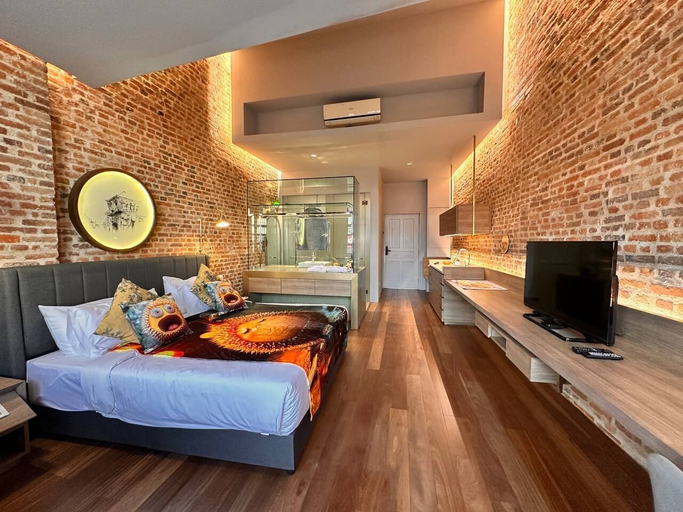 Room 2, Loke Thye Kee Artiste Boutique Hotel, Pulau Penang