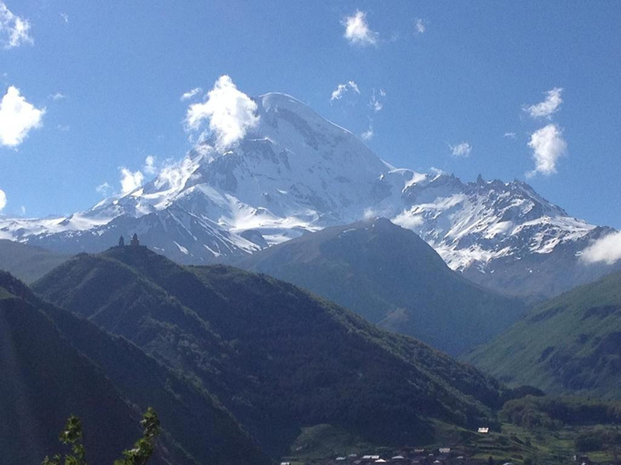 Others 5, Milla, Kazbegi
