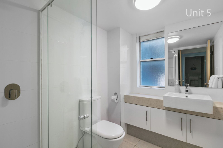 Bathroom 3, Capeview Apartments Caloundra, Caloundra - Caloundra S.
