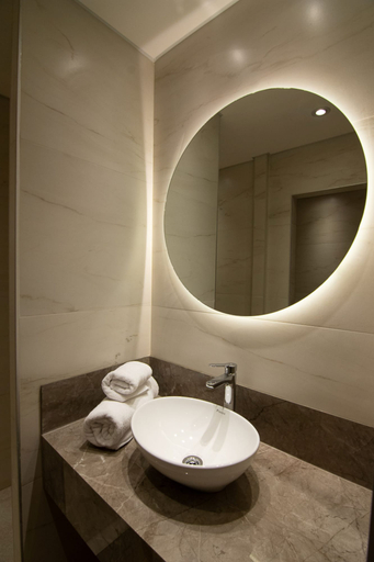 Bathroom 4, Bahía Redonda Hotel, Lago Argentino