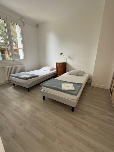 Bedroom 2, Hébergements le Camp D'auneau - Leboudubout, Eure-et-Loir