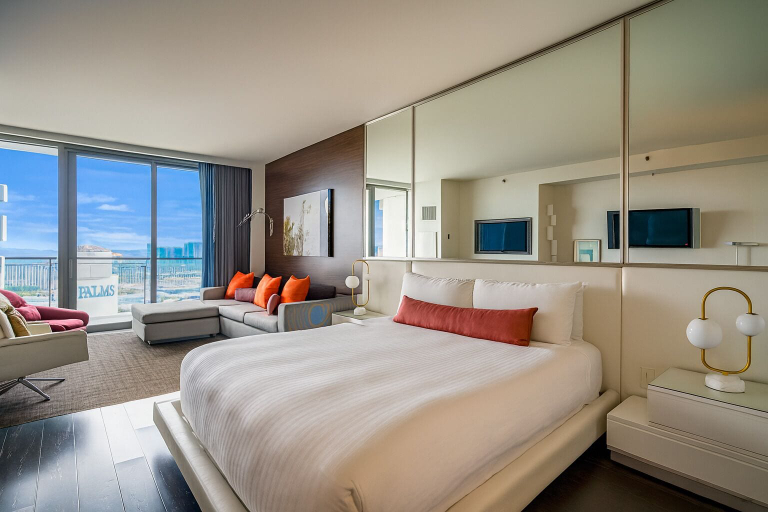 Bedroom 3, Luxury Suites at the Palms, Clark