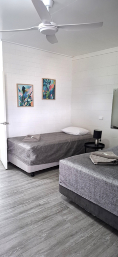 Others 5, Burdekin Motor Inn, Burdekin