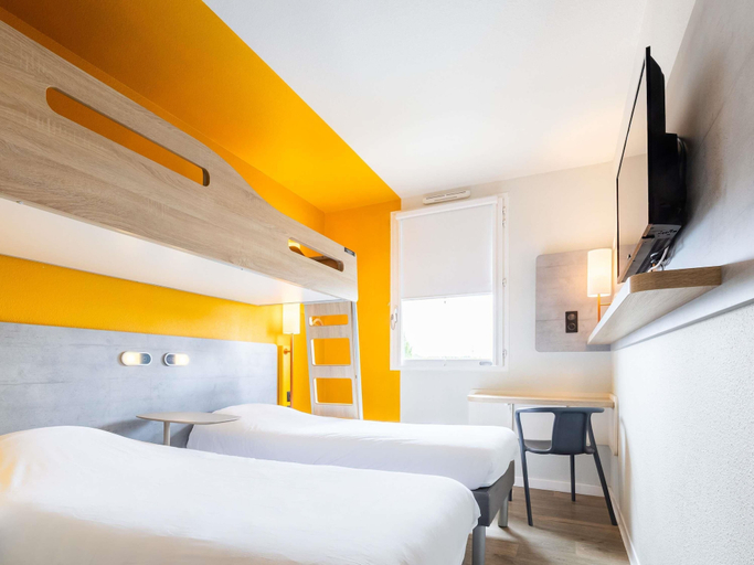 Bedroom 3, ibis budget Carcassonne Aéroport, Aude