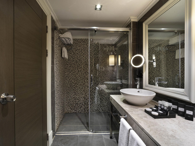 Bathroom 5, Mercure Istanbul Bomonti, Şişli