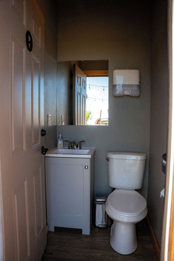 Bathroom 3, Desert Sage Retreat, Mohave