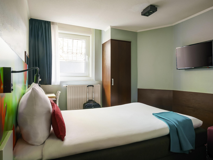 Bedroom 4, ibis Styles Amsterdam City, Amsterdam