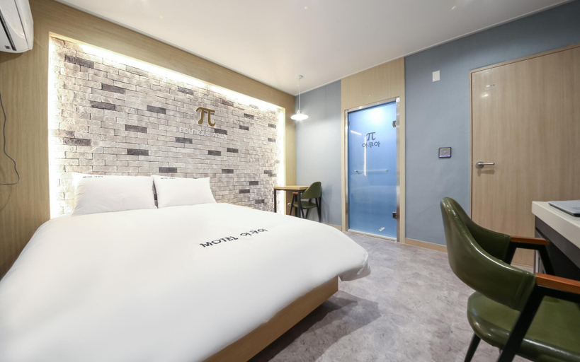 Bedroom 2, Jeongeup Aqua, Jeongeup