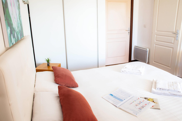 Bedroom 3, Comfort Aparthotel Mutzig Portes d'Alsace, Bas-Rhin