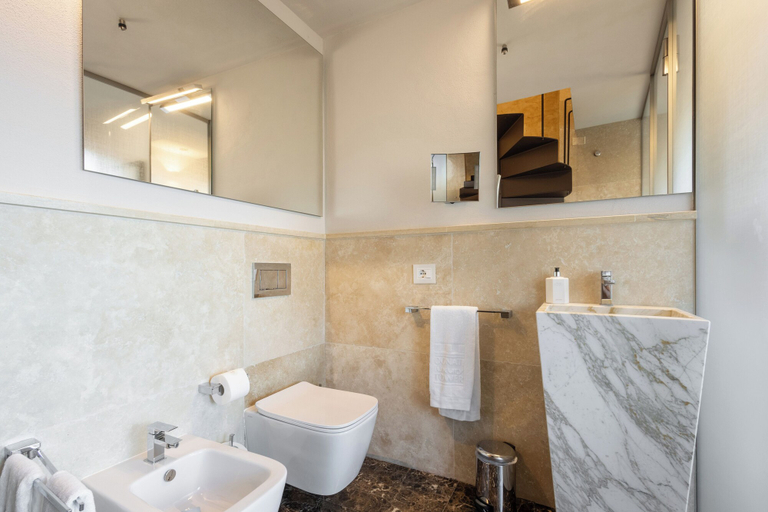 Bathroom 5, Donati Luxury Tower Suites, Florence